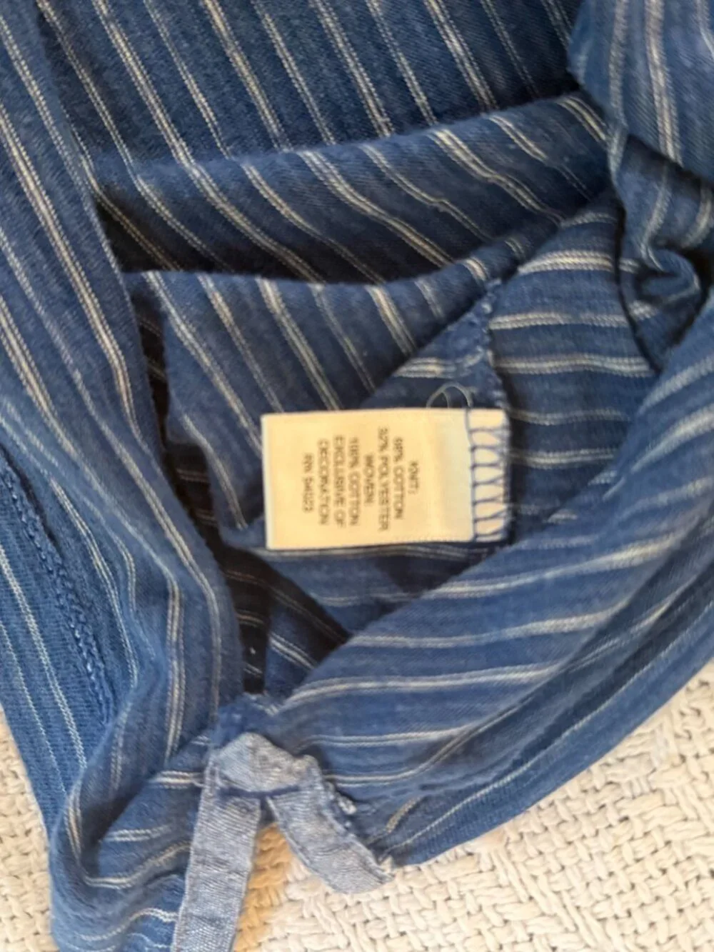 Banana Republic Men’s Large Blue Striped Short Sleeve Polo Shirt Linen Blend